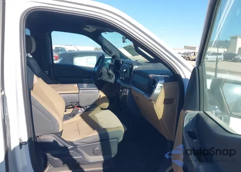 2023 Ford F-150 Xlt z USA, uszkodzony, nr VIN 1FTEW1C81PKD35276